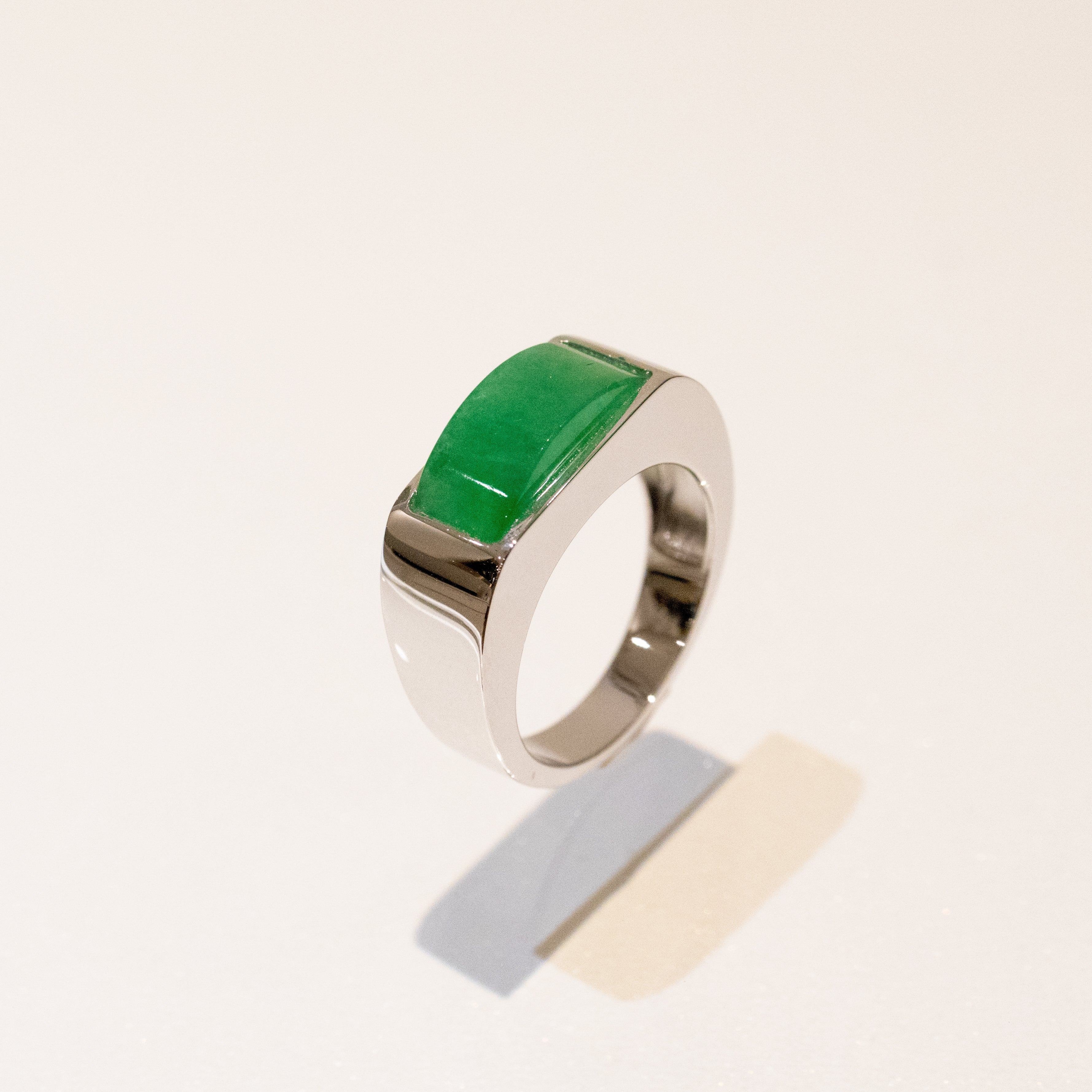GRANSKY X KATHERINE 18K Gold A-Grade Natural Vivid Green Jadeite Ring