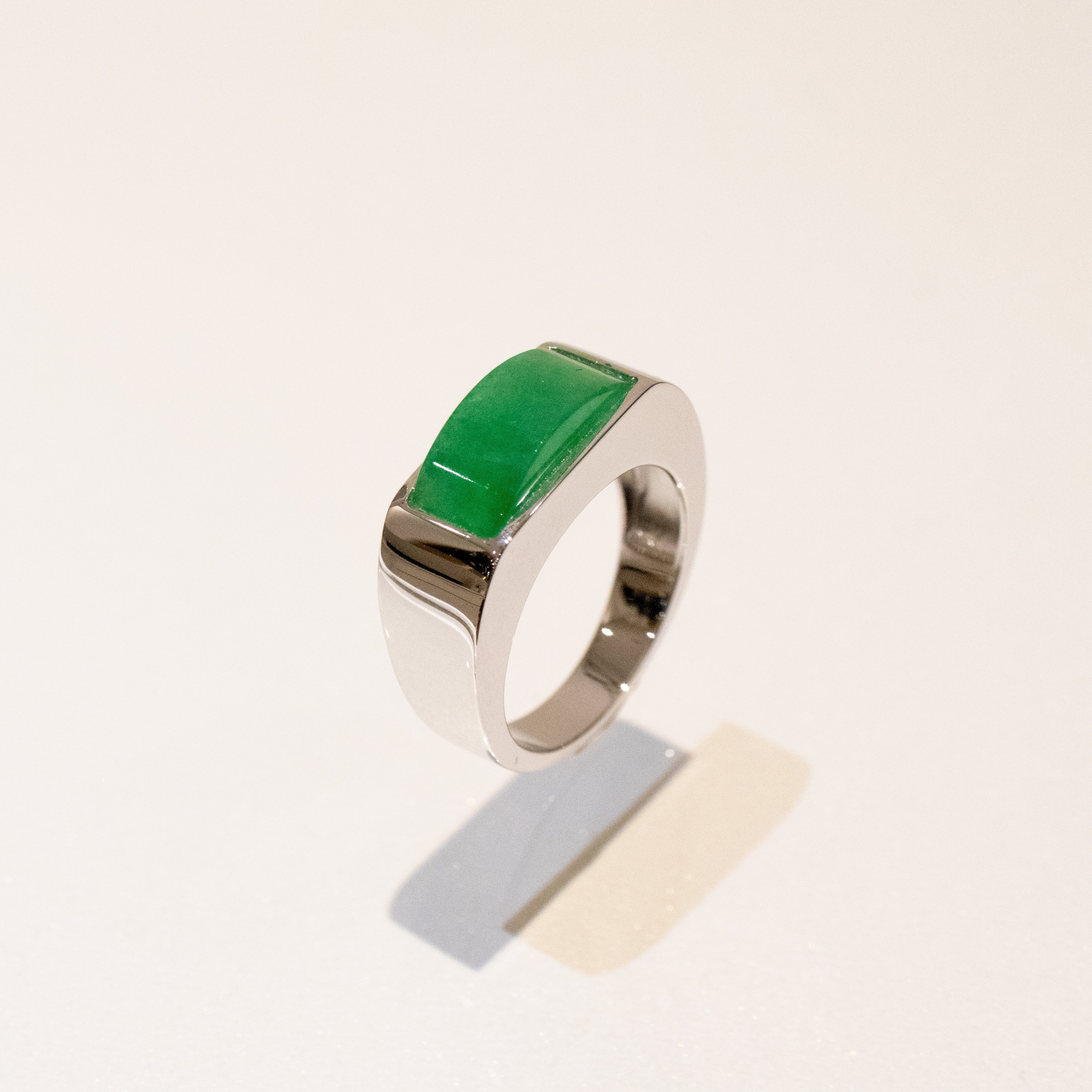 GRANSKY X KATHERINE 18K Gold A-Grade Natural Vivid Green Jadeite Ring