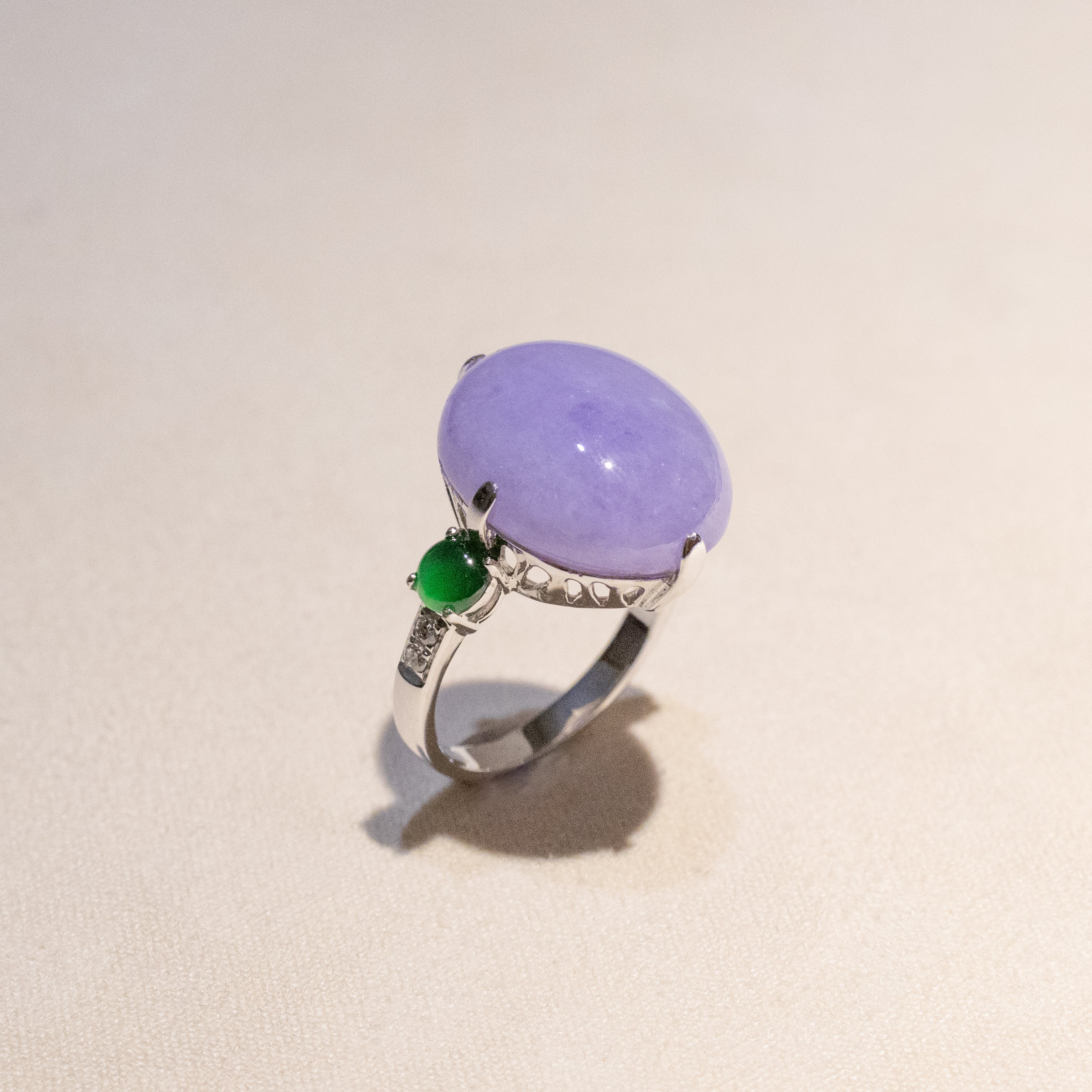 18K White Gold Diamonds Rare Purple Jade Ring - Type-A Jadeite Cabochon