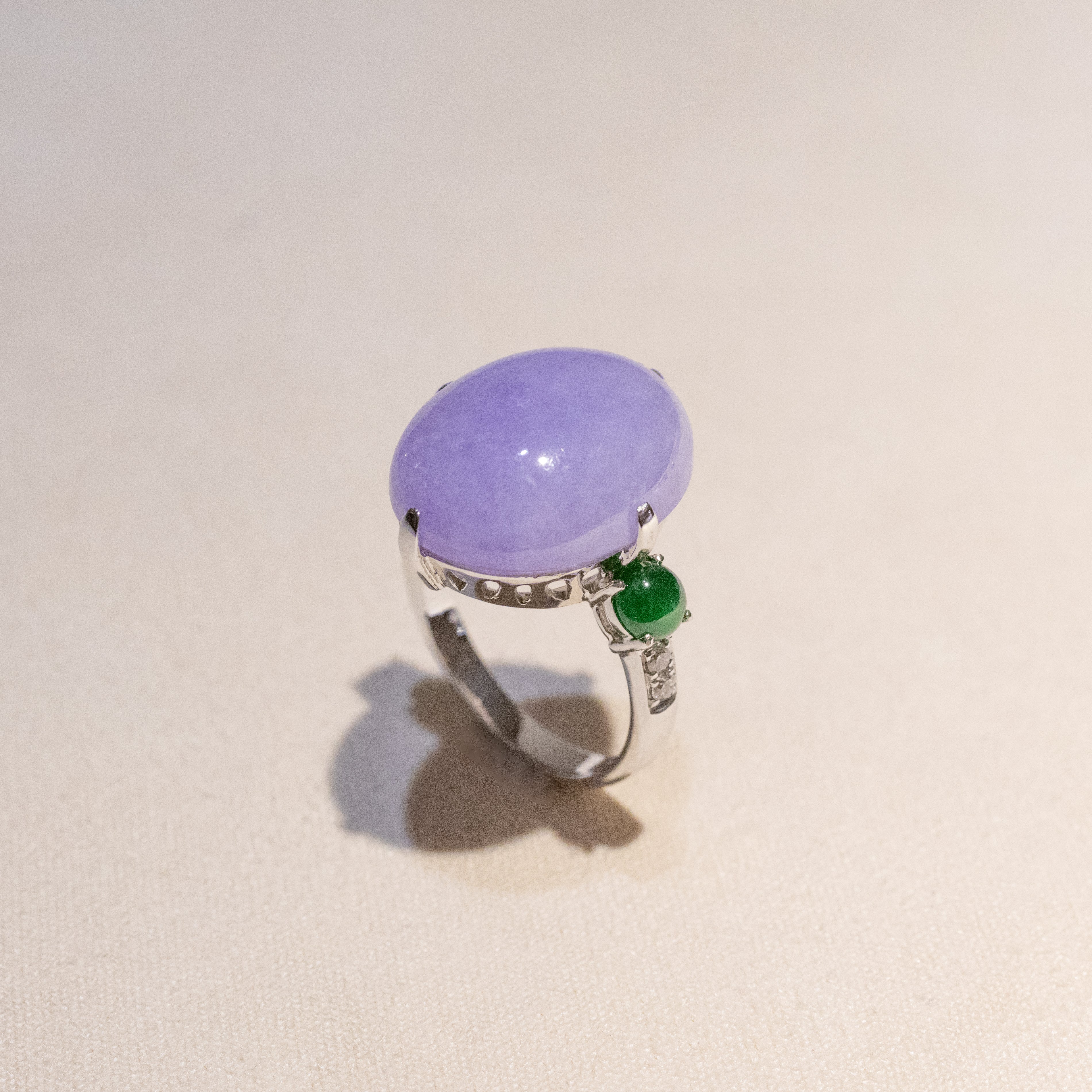 18K White Gold Diamonds Rare Purple Jade Ring - Type-A Jadeite Cabochon