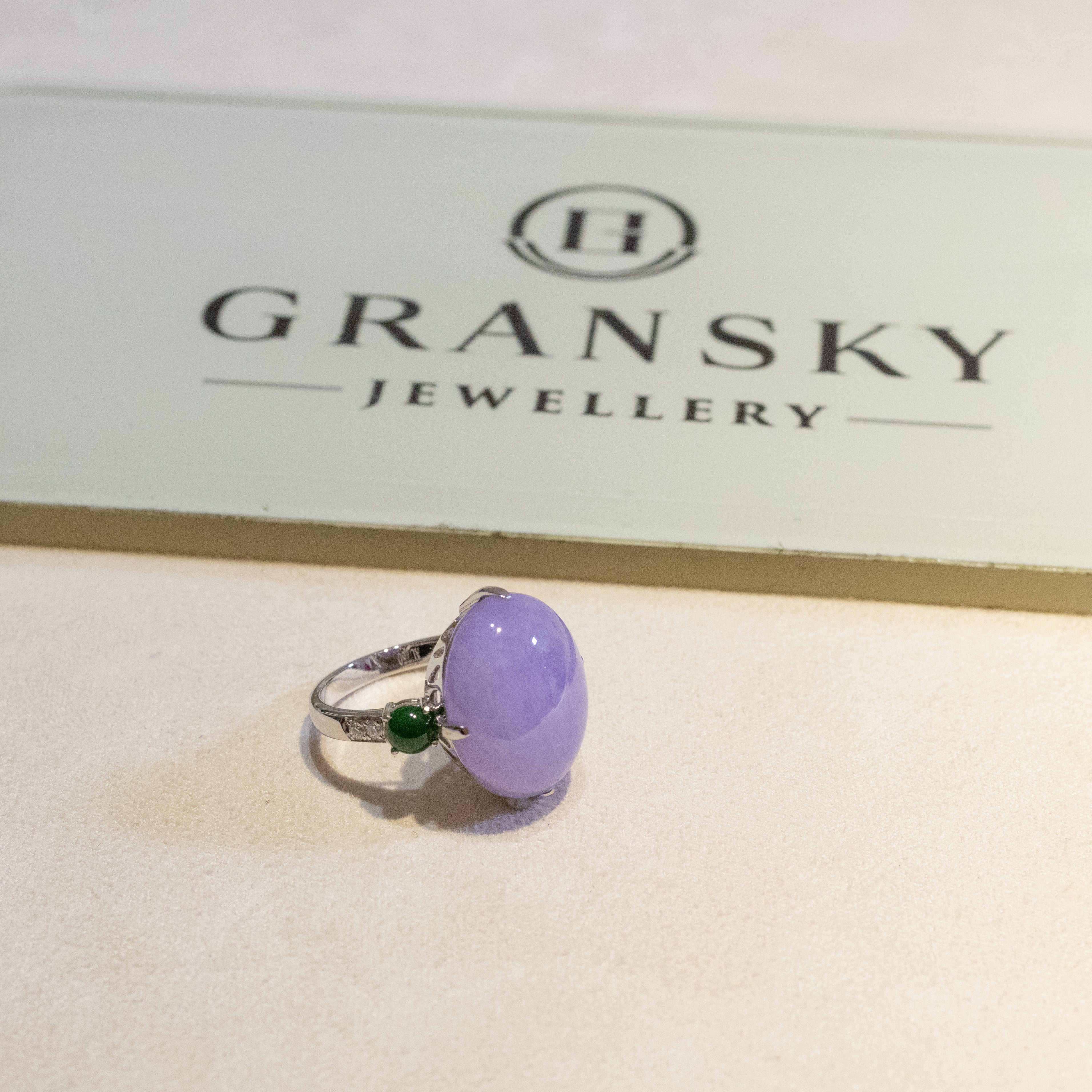 18K White Gold Diamonds Rare Purple Jade Ring - Type-A Jadeite Cabochon